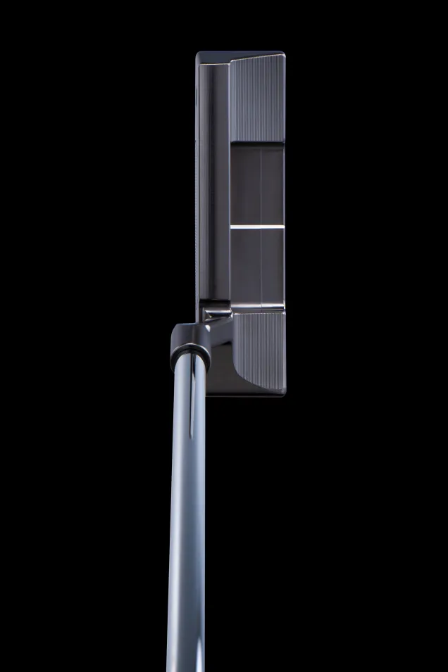 Ezone P-01 Putter (Pin Type)